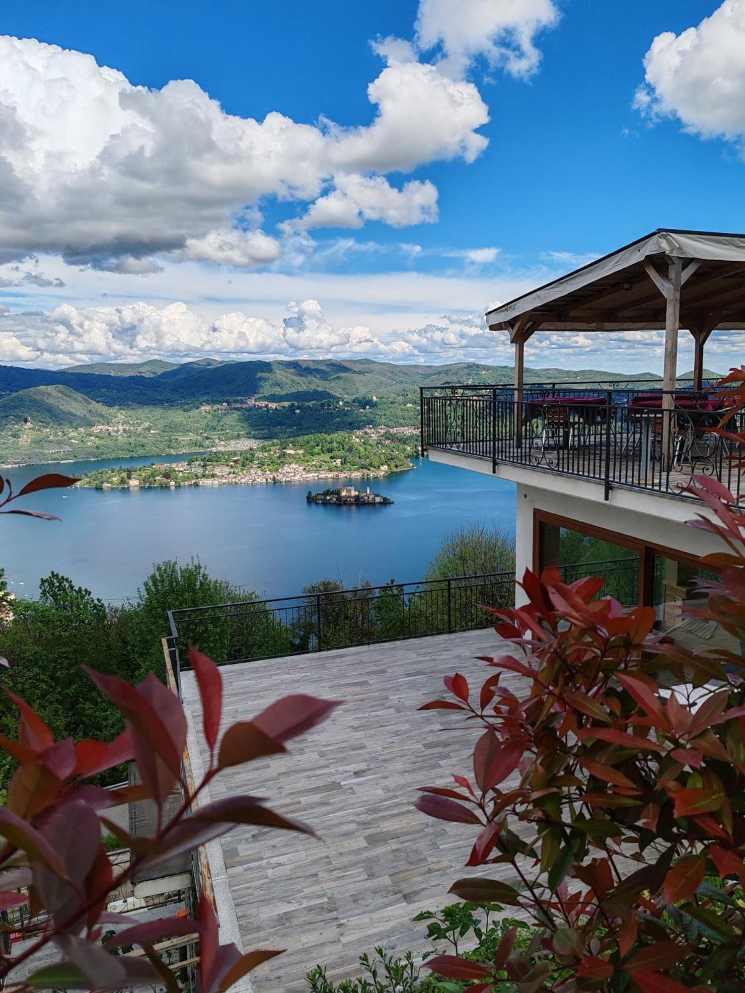 Hotel Panoramico Lago D'Orta (Adults Only) Madonna Del Sasso Exterior photo