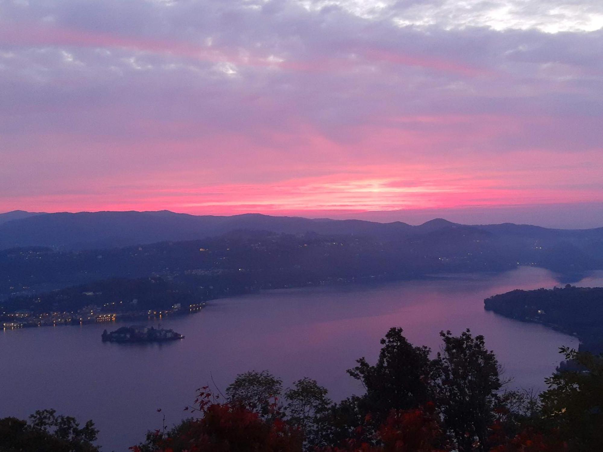 Hotel Panoramico Lago D'Orta (Adults Only) Madonna Del Sasso Exterior photo