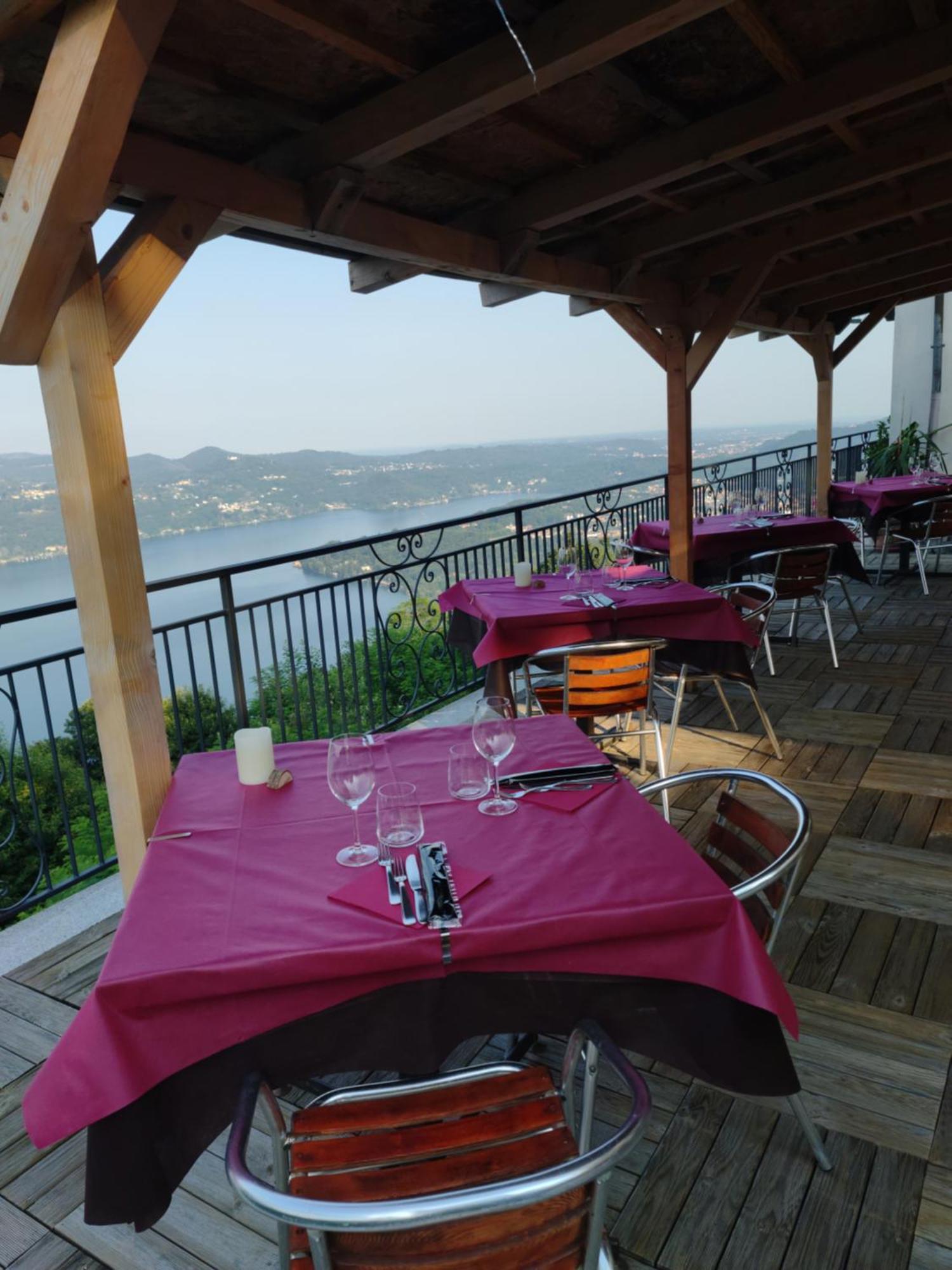 Hotel Panoramico Lago D'Orta (Adults Only) Madonna Del Sasso Exterior photo