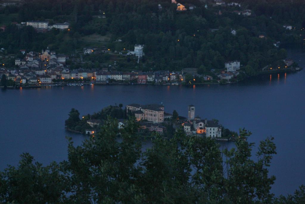 Hotel Panoramico Lago D'Orta (Adults Only) Madonna Del Sasso Exterior photo